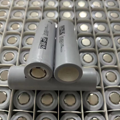 3.7V Standardowa cylindryczna komórka litowo-jonowa 3200mAh Duża pojemność 18650 baterii litowych